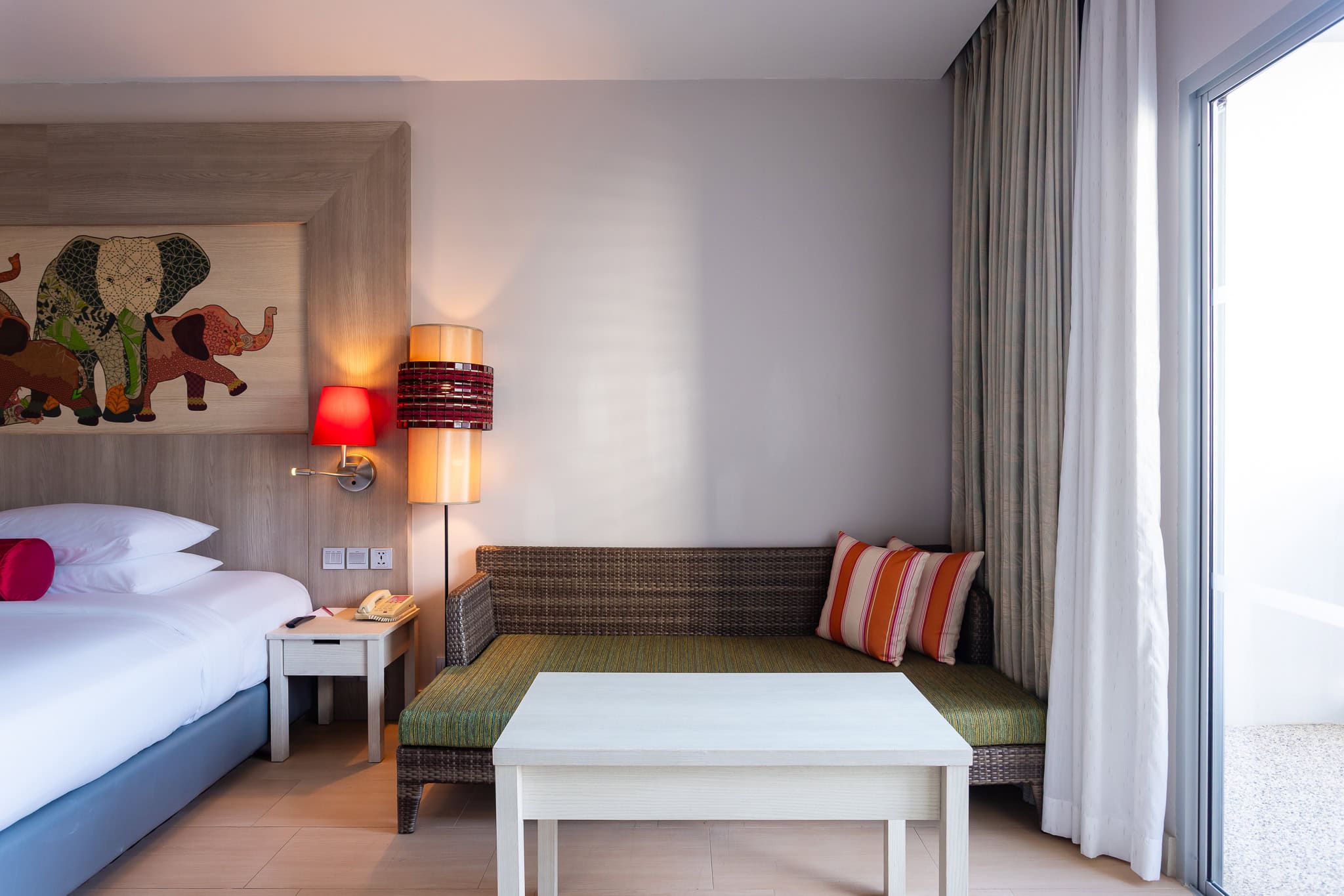 ramada-phuket-deevana-premier-room