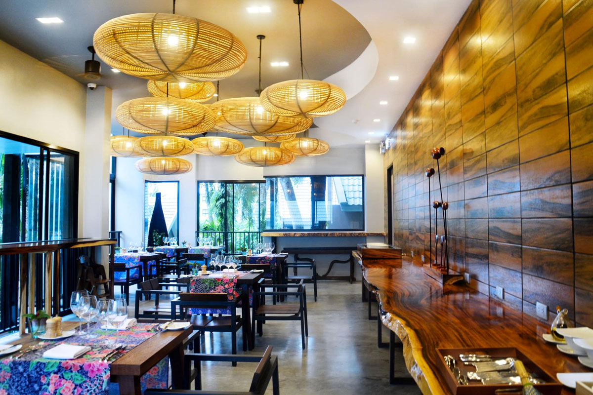 Chao Lay Restaurant - Deevana Krabi Resort