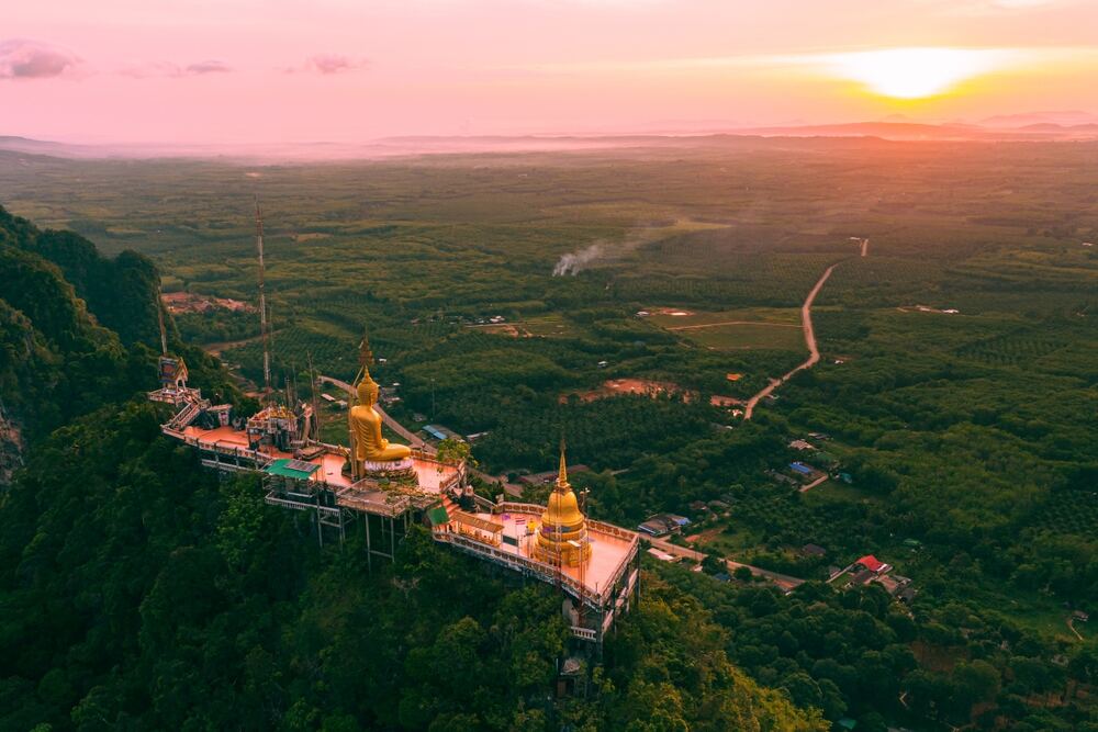 tiger cave temple a sunset viewpoint in krabi