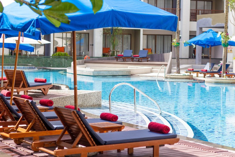 the swimming pool at Deevana Plaza Phuket-Patong