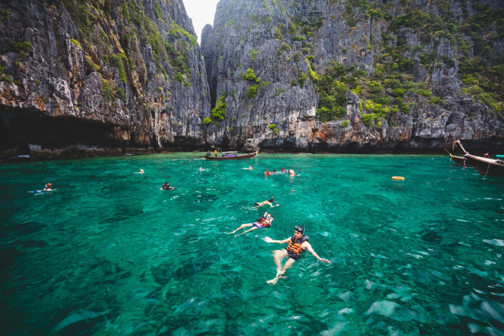 Tourists snorkeling in Krabi Tourists snorkeling in Krabi
